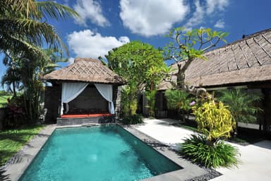 Бассейн и сала виллы — Nai Harn Private Pool Villas